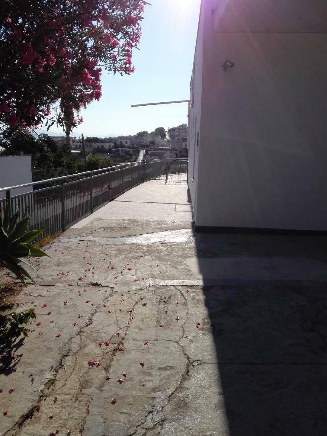 La Casa Delle Ginestre Holiday home *
